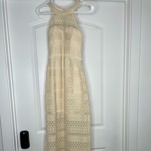 Guess XS maxi crocheted dress